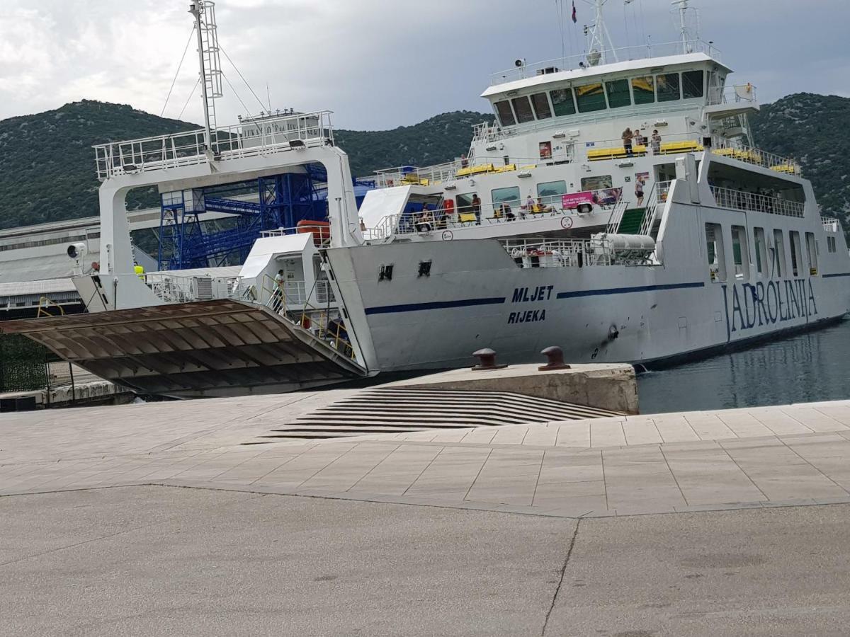 Apartman "Lara" Ploce  Buitenkant foto
