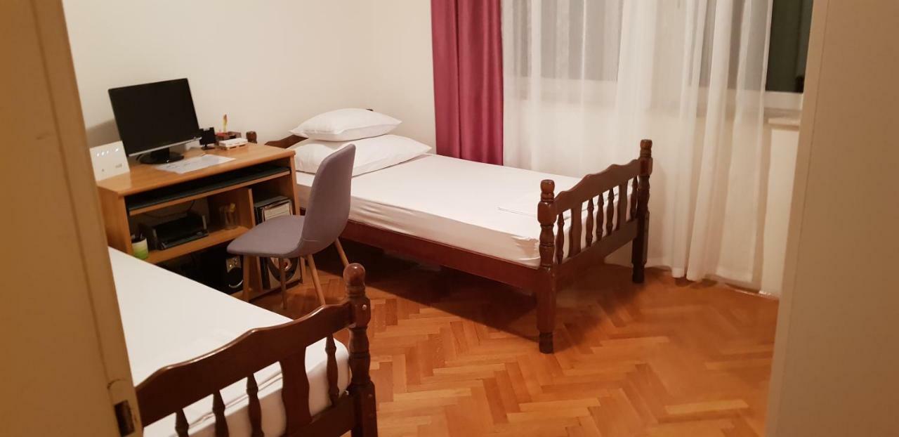 Apartman "Lara" Ploce  Buitenkant foto